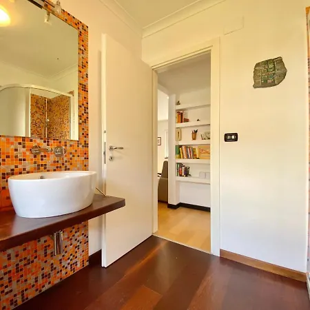Casaviva - Lovely Seaview Trilo In Nervi *