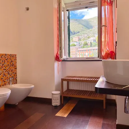 Apartment Casaviva - Lovely Seaview Trilo In Nervi